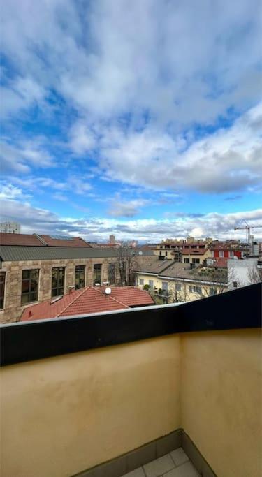 Sky-View Flat In Milan Apartman Kültér fotó