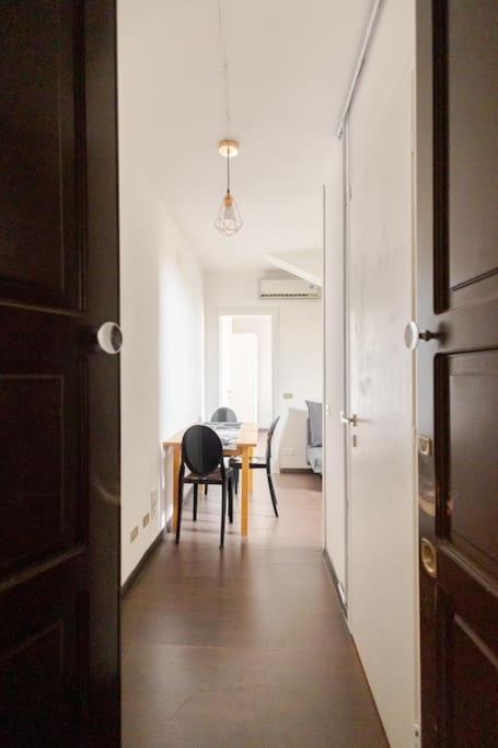 Sky-View Flat In Milan Apartman Kültér fotó